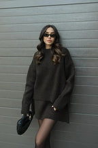 סט שני חלקים סרוג חולצת אובר סייז וחצאית מיני - יעלה