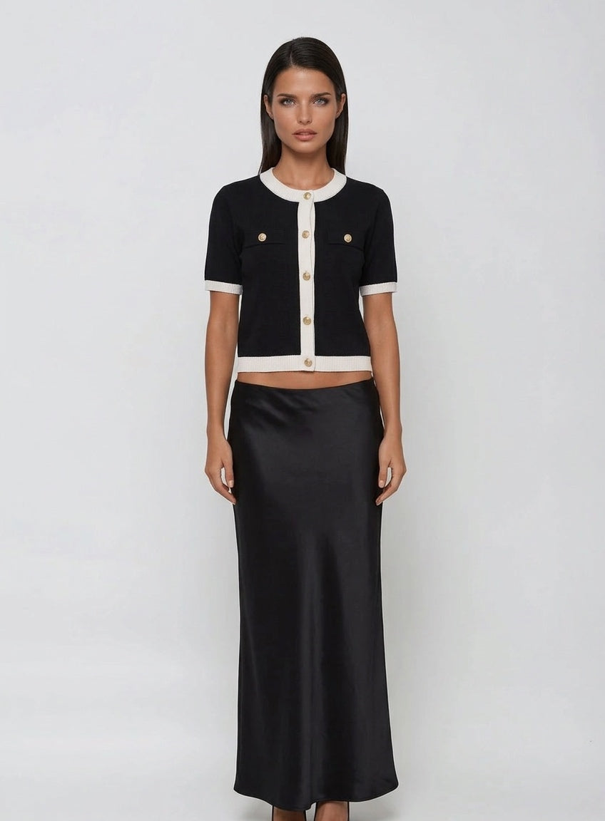 חולצה אספרסו צנועה