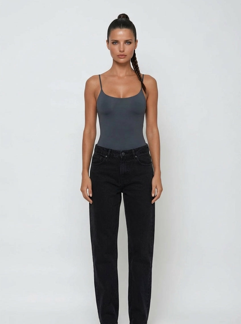 בגד גוף כתפיות