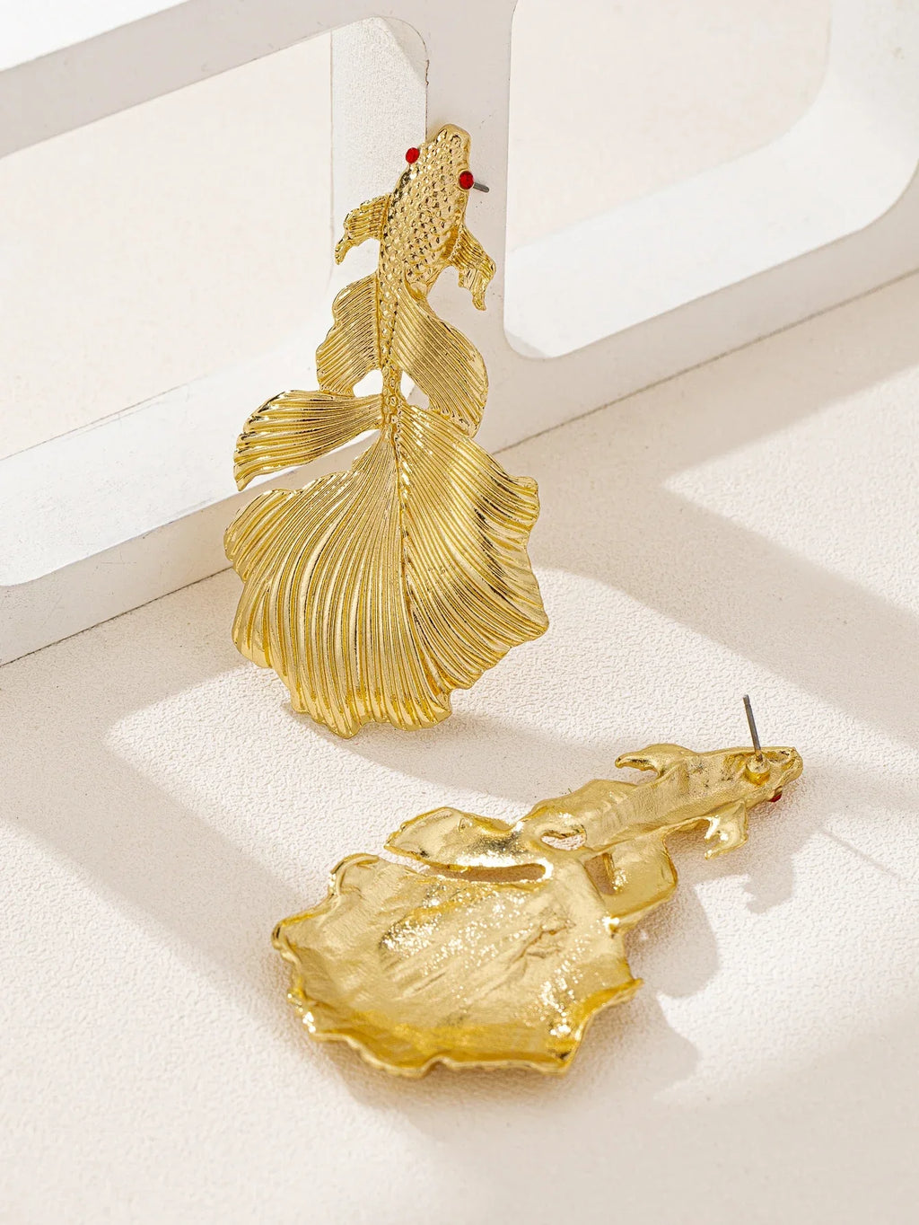 עגילים דגם קז'ואל