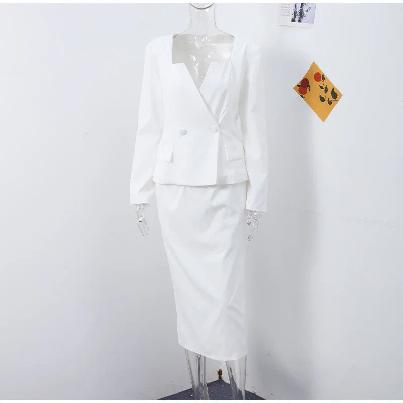 סט שני חלקים אלגנטי חצאית מידי ובלייזר בעיצוב מחויט ויוקרתי - PAS