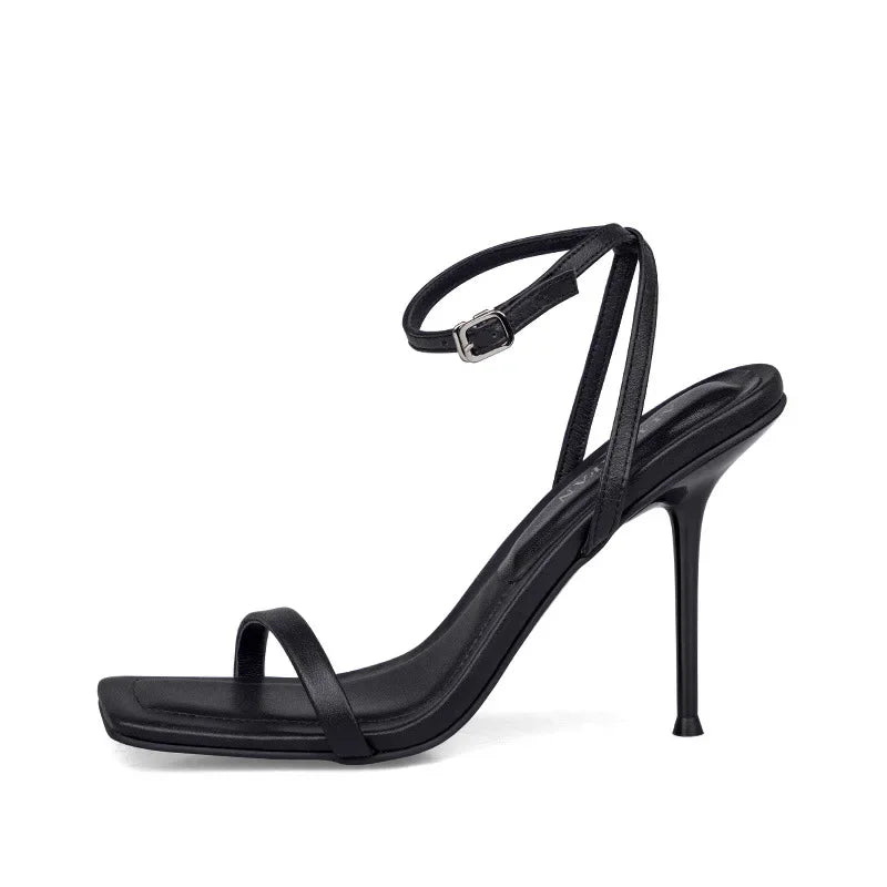 נעלי עקב דגם הילה