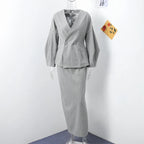 סט שני חלקים צמרי בעיצוב מלכותי חצאית מידי ובלייזר - Reina