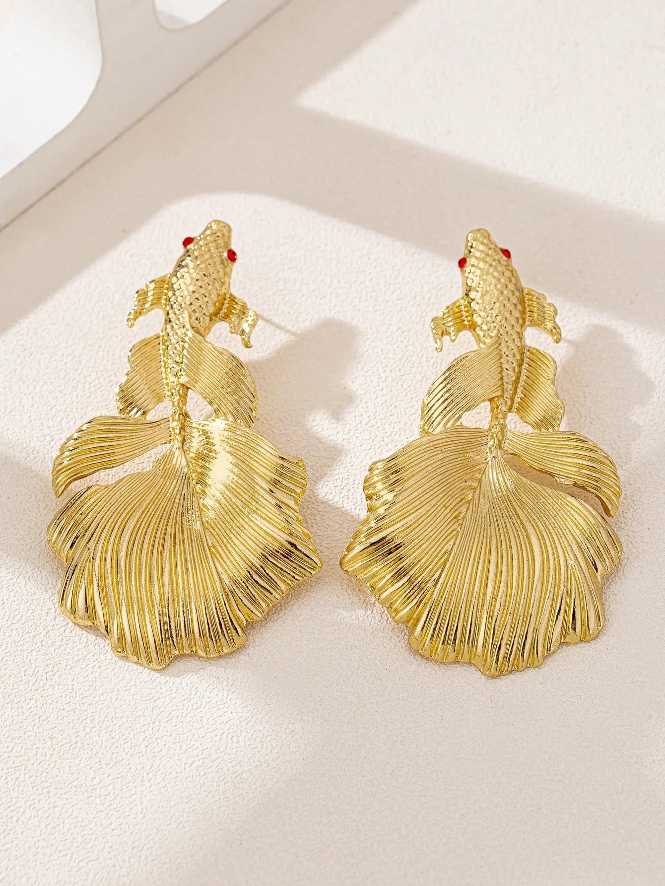 עגילים דגם קז'ואל