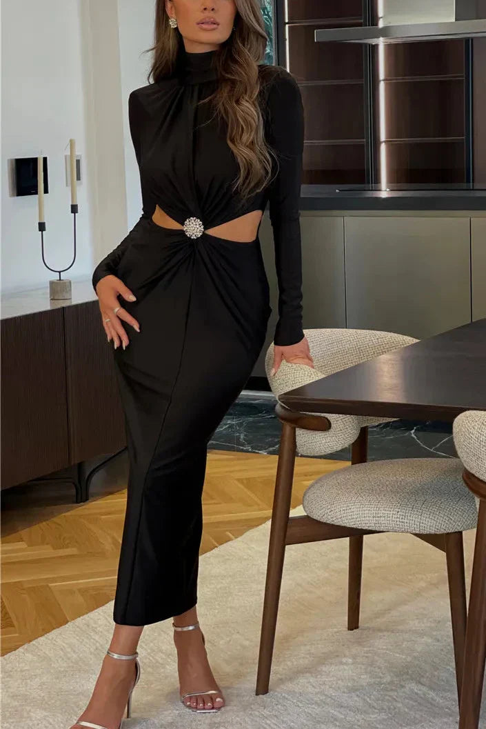 Rios שמלת ערב מקסי מחטבת עם חיתוך בטן